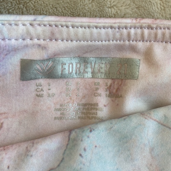 ❌❎ not for sale❎❌ 3pair of yogapants and Capri! Free gift 🎁 - Picture 4 of 11